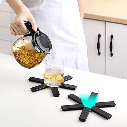 (🎁New Year Special - 50% OFF NOW)Creative Folding Heat Insulation Pad, 🔥Buy 2 Get 1 Free